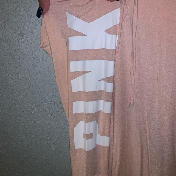 cute thin long sleeve pink shirt - Picture 2 of 3